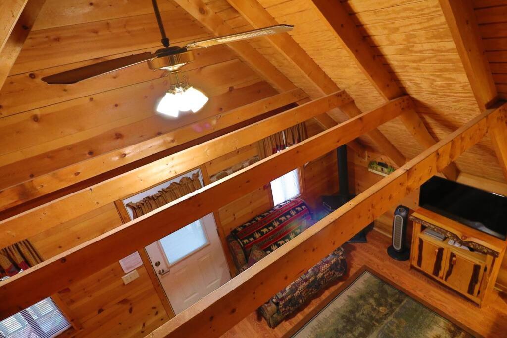 Cute Updated Mountain Cabin Fireplace #3 เฮเลน ภายนอก รูปภาพ